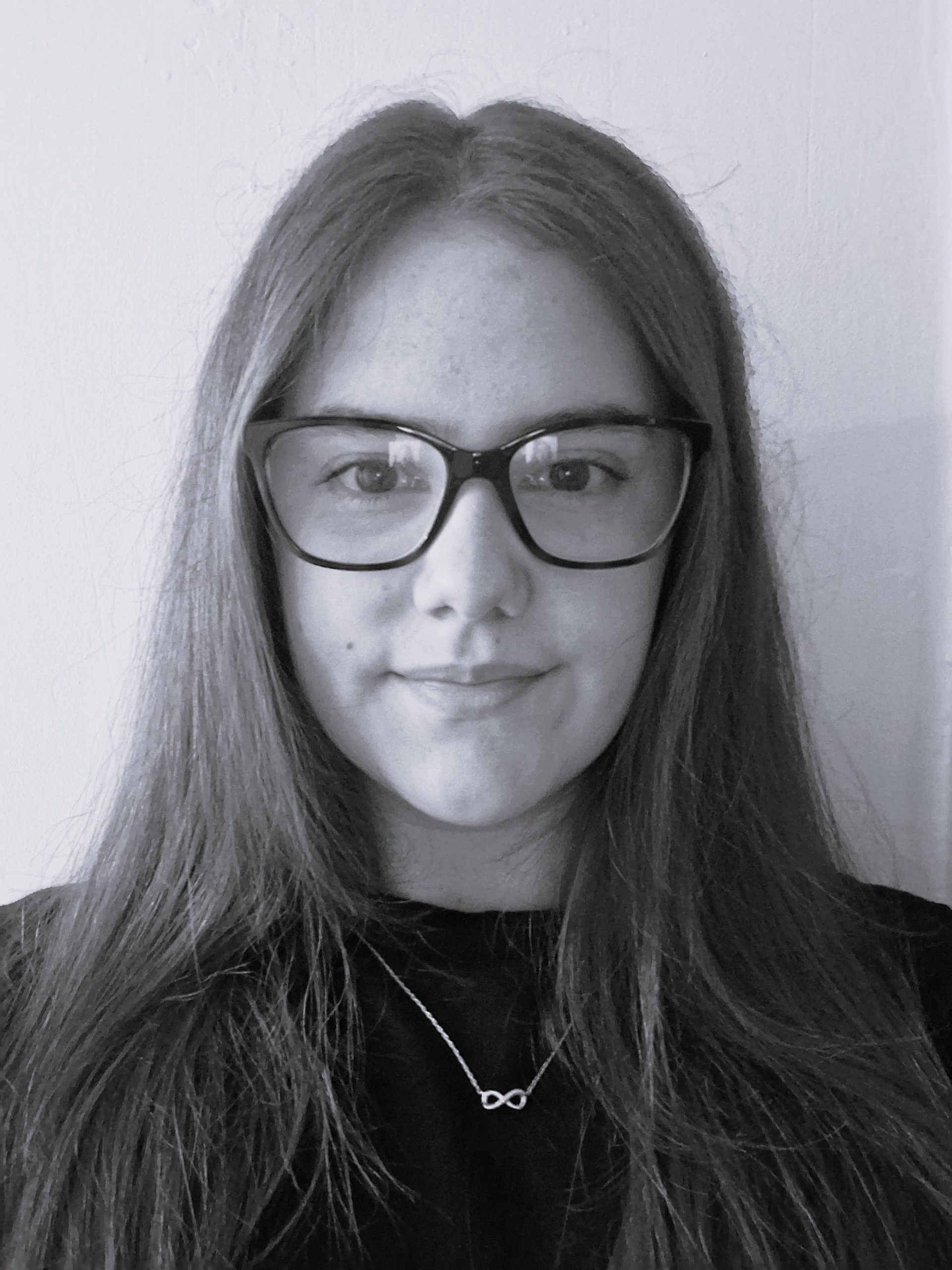 Andrea - Happy Hares